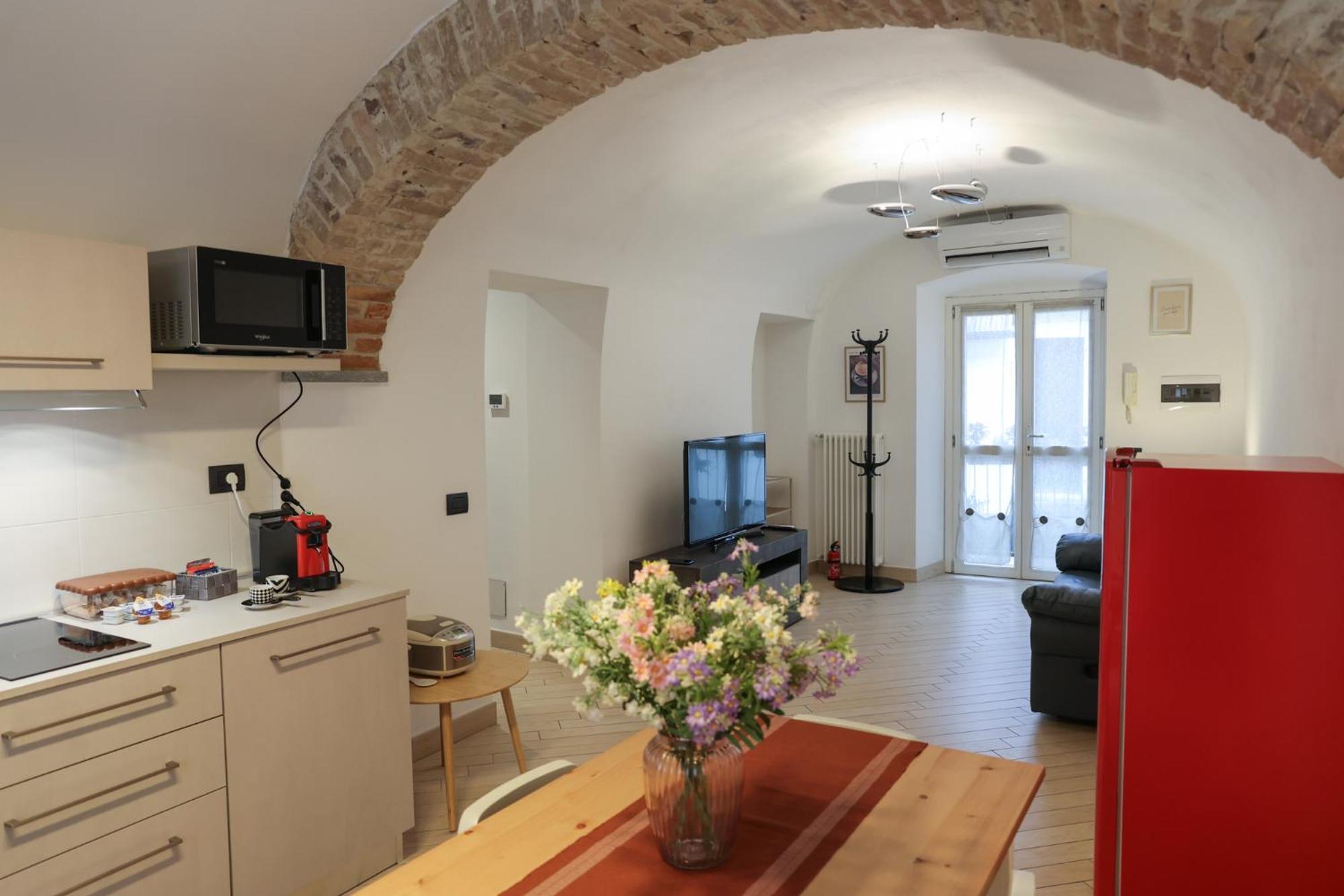 Asti Historic Center - Appartamento Trincotto Exterior foto